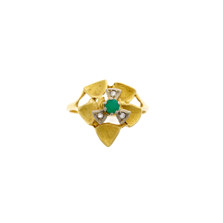 auksinis-ziedas-su -deimantais-smaragdais-golden-ring-emerald-1.png